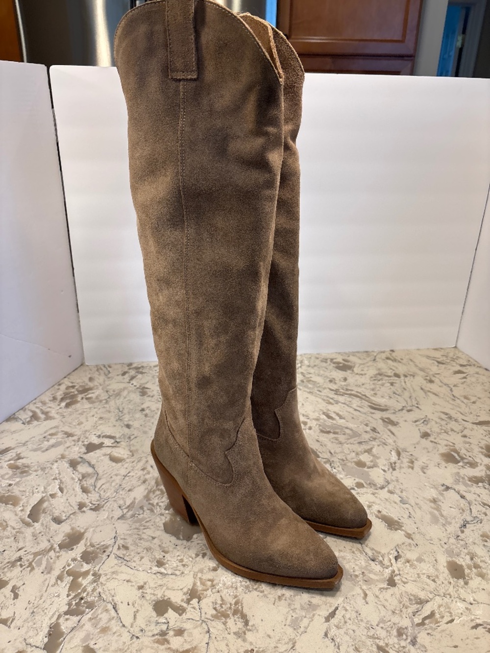 Sundance Cavilier Tan Tall Suede Western Boots Italy Size 38